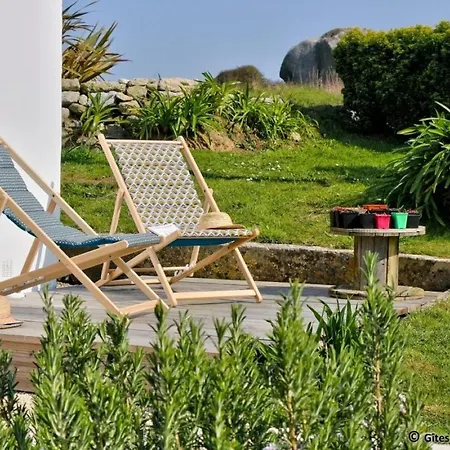Gîte Le pied à terre Kerlouan Extérieur photo